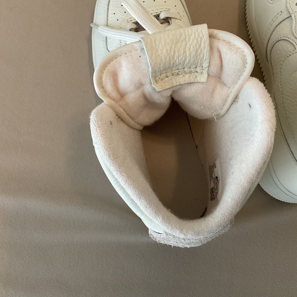 NIKE women’s AIR FORCE 1 High Sculpt Sail; - Picture 13 of 16